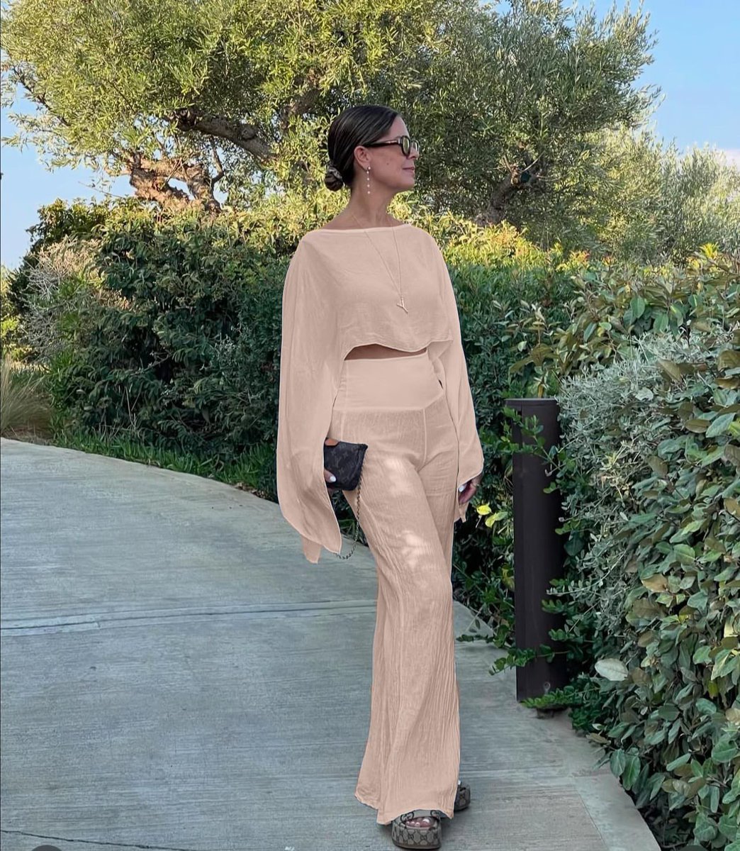 eschelfashion's tweet image. Love Yvonne Kammerer's style?

Search MACY
.
Shop the look
eschel-fashion.com 🖤
.
.
.
#outfitinspiration #instalike #fashion #style #model