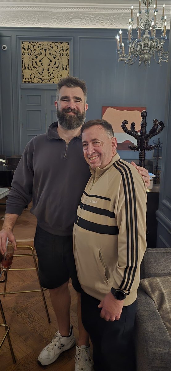 Touchdown Trips tweet media