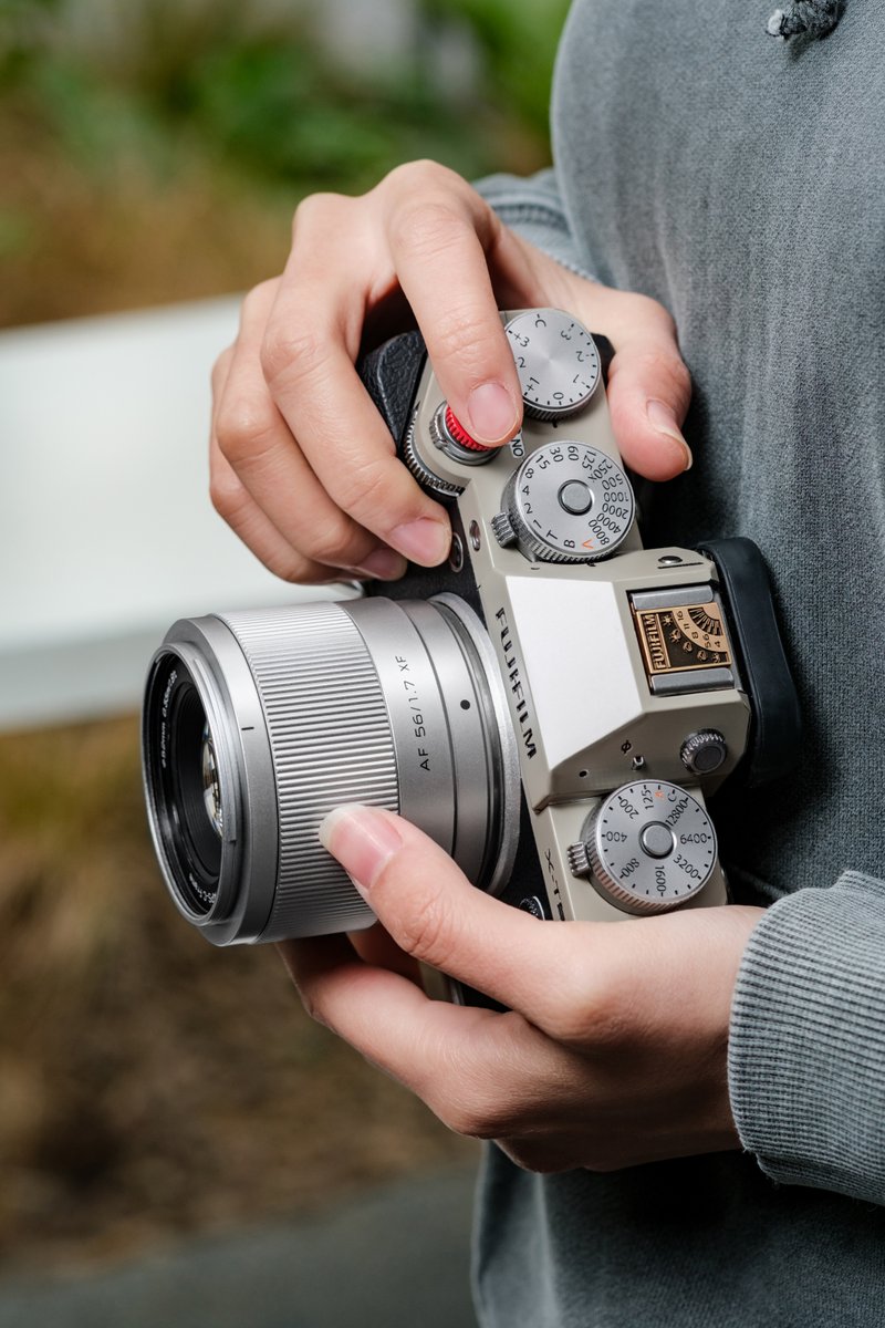 ViltroxOfficial's tweet image. Mist Silver AF 35mm F1.7 Air &amp;amp; AF 56mm F1.7 Air lightweight APS-C lens for Fujifilm. This mist silver hue blends in seamlessly and harmoniously with the Fujifilm camera's appearance.

#newproduct #viltrox #viltrox35air #viltrox56air #fujifilm #FujifilmXM5 #photography