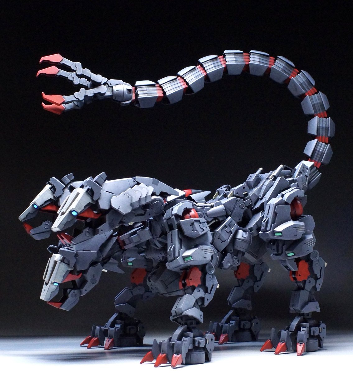 オレ…プラモ…ウマｯｯｯ！！！！！！