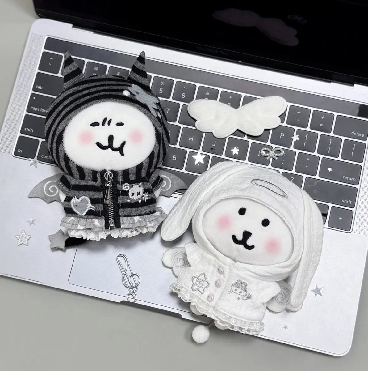 RiRisomsom's tweet photo. 10cm 인형옷

천사 &amp; 악마 시리즈

재판 요청이 있는데 원하시는 분 계실까요? https://t.co/6ZjsOPobMO