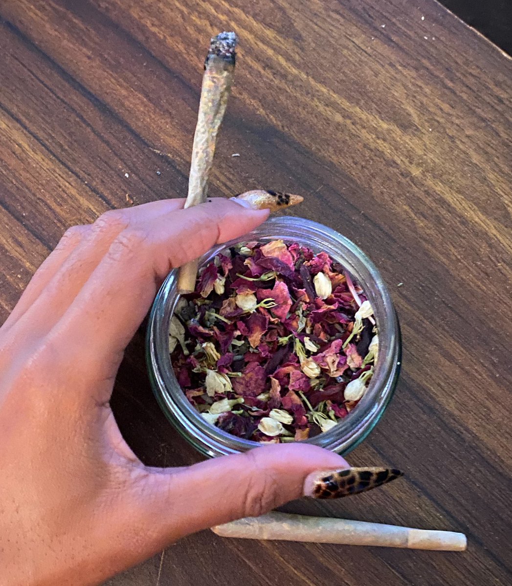 that’s why we make herbal blends that can be mixed with weed, to not only minimise and sweeten the smell of it, but help you enjoy your high with intention 🌿