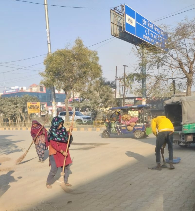 UPSIDA's tweet image. Annual maintenance work is actively underway at #UPSIDA Industrial Area, TDS City, Ghaziabad to ensure strong infrastructure, uninterrupted industrial activities, and a clean, safe, and sustainable environment for all stakeholders.

#IndustrialDevelopment #TDSCity #Ghaziabad