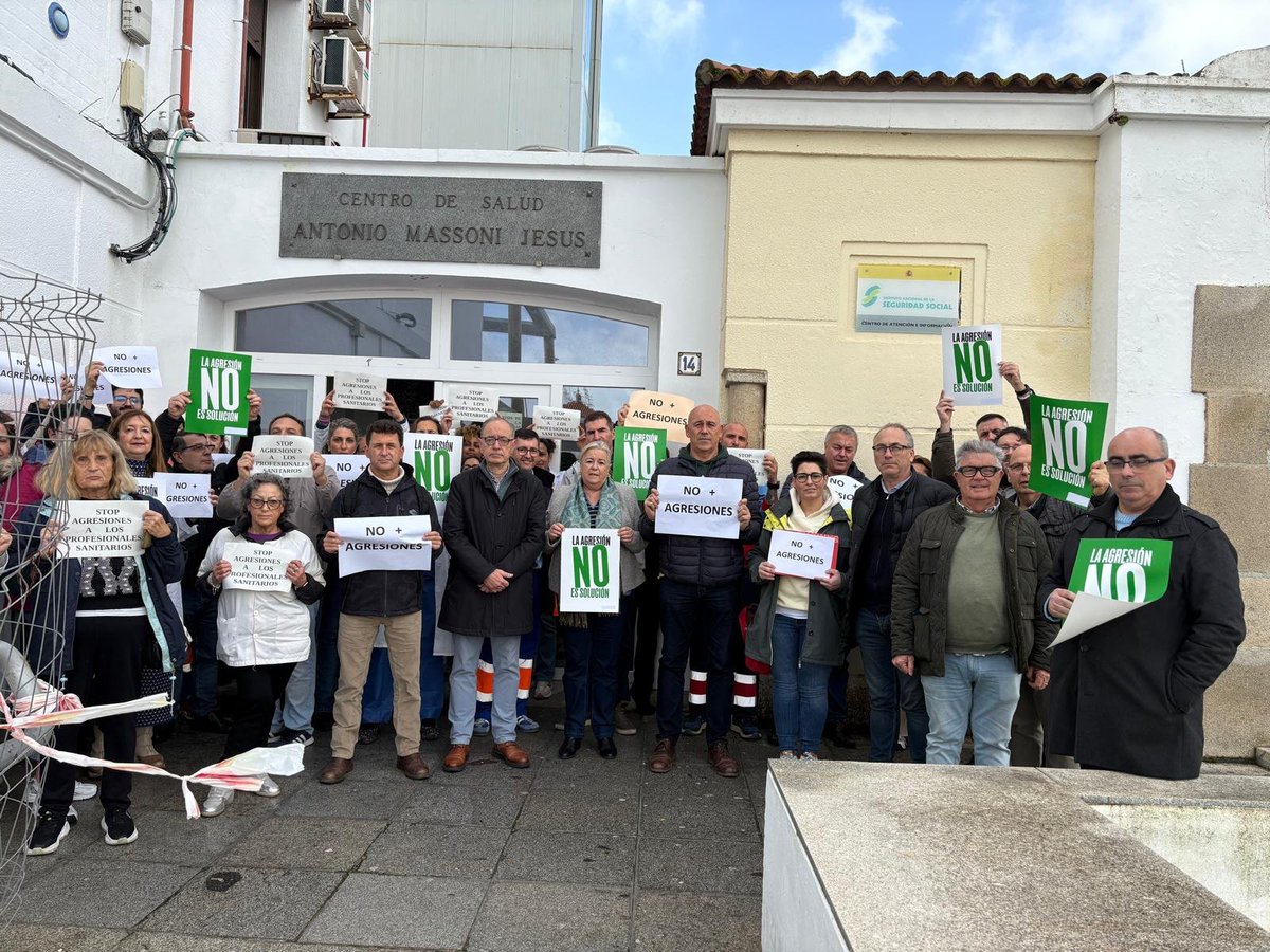 Ayer 6 de febrero,  los profesionales y la Junta de Personal nos hemos concentrado para expresar nuestra repulsa ante una situación injusta e inaceptable. Defendemos nuestros derechos, nuestras condiciones laborales y un servicio público digno.