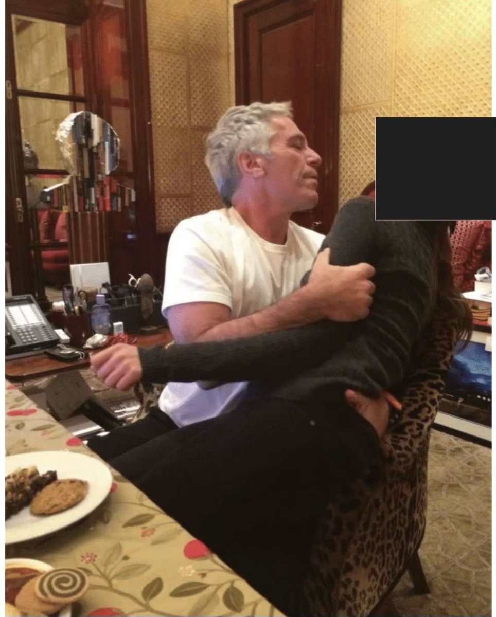 隐匿玩家 💰 tweet media