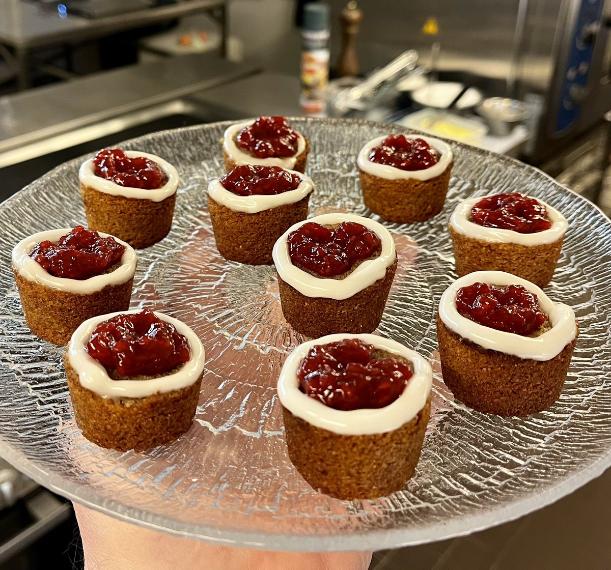 Chef__Larsen's tweet photo. @FCDOLauraDavies 😁 https://t.co/F9N4wulunm