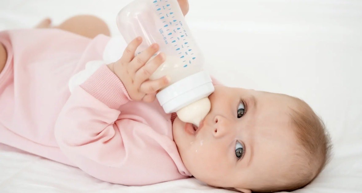 Alerta global por la presencia de la toxina cereulida en leche de fórmula infantil

 Varias de las compañías lácteas más grandes del mundo –incluidas, entre otras, Nestlé, Danone, Granarolo y Lactalis– están retirando y bloqueando lotes de fórmula infantil

👉 Cuidado ⛔️