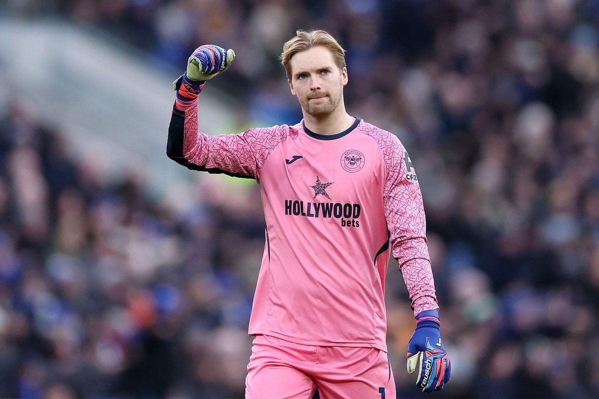 AnythingLFC_'s tweet image. 🗣️ Caoimhin Kelleher : 

"I find it a bit difficult when I hear people speaking about the players at Liverpool and performances, because I don’t think this season is even important from a football aspect for them to be honest. It’s more about them personally and mentally"