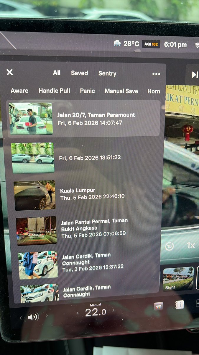 HJ tweet media