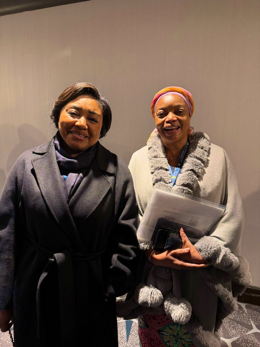 Evebazaiba's tweet photo. Avec le Président de la République et la distinguée Première Dame @DeniseNyakeru au National Prayer Breakfast à Washington D.C.🇺🇸. Une affirmation de la reconnaissance des efforts diplomatiques en faveur de la paix et le développement. Signe que la #RDC🇨🇩 est une nation de Dieu. https://t.co/MABQRCTQTo