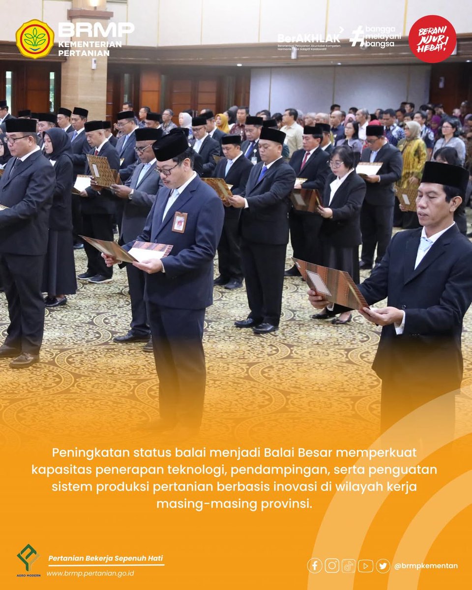 brmpaceh's tweet image. Saleum Syedara

Repost: @brmpkementan

Penguatan modernisasi pertanian tidak hanya ditentukan oleh teknologi, tetapi juga oleh kepemimpinan yang bekerja dekat dengan wilayah produksi. 

#BRMPKementan #ModernisasiPertanian #SwasembadaPangan #PertanianIndonesia