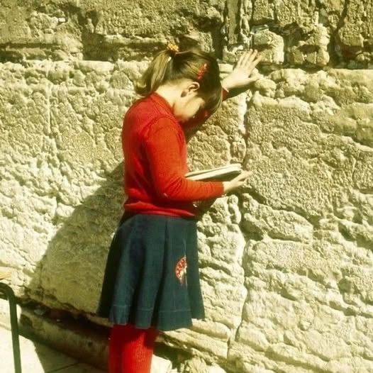 StandWithUs tweet media