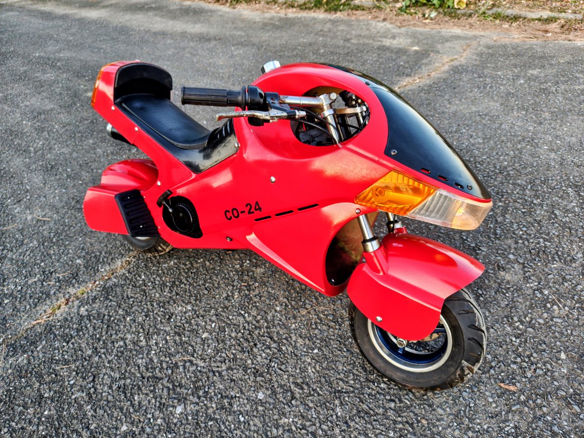 先日のバイク、幻のco-29（2スト90cc）ではなくco-24（2スト40cc）で 