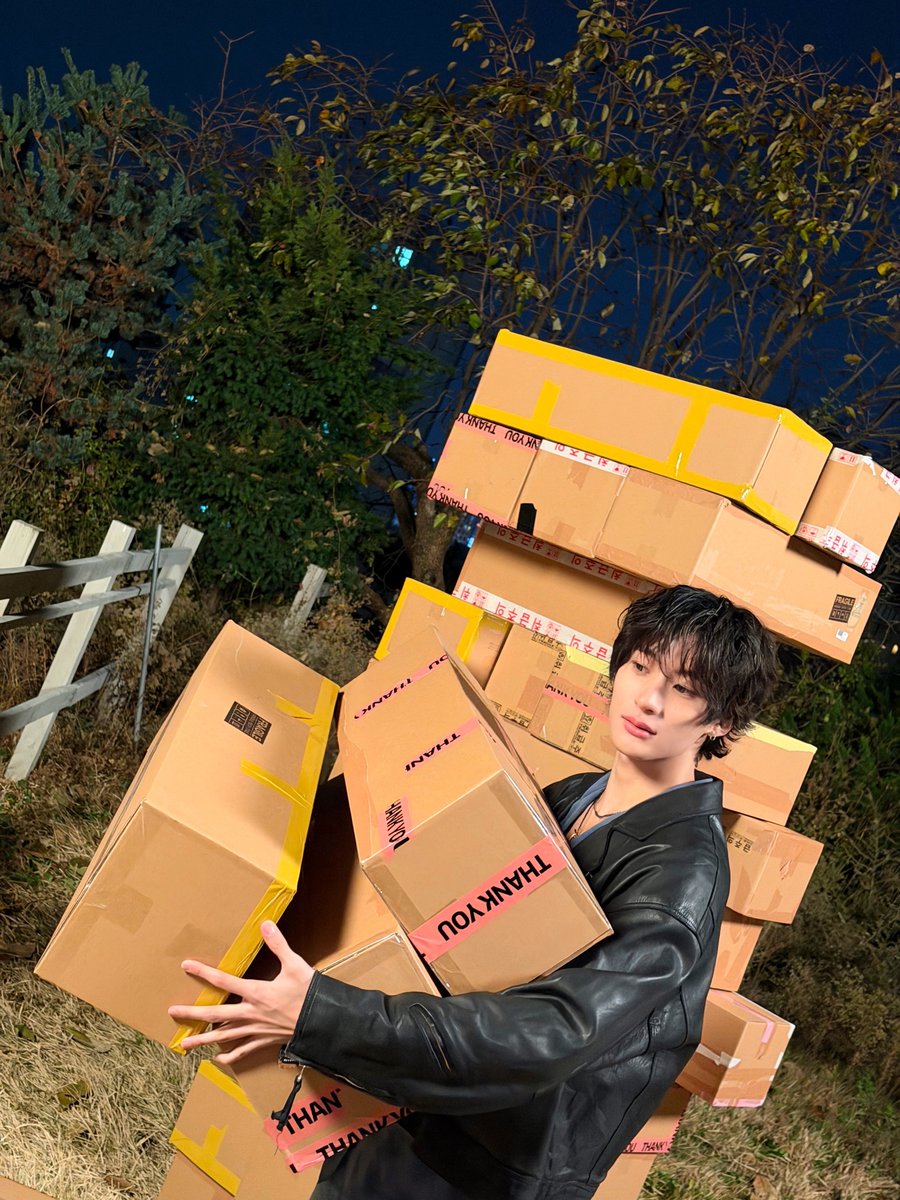 ジェンガ!?!?📦

#RIIZE #라이즈 
#RISEandREALIZE 
#AllofYou #RIIZE_AllofYou