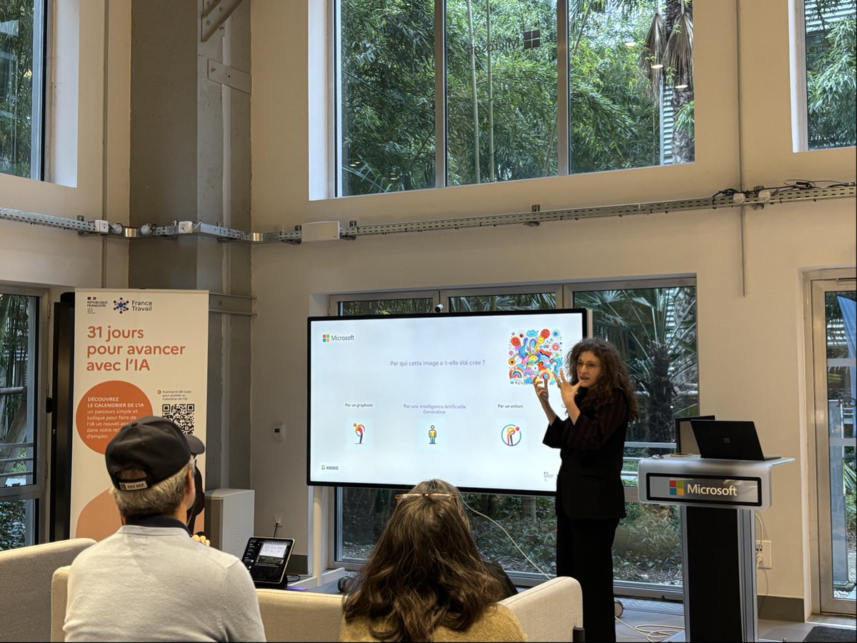 Microsoft France tweet media