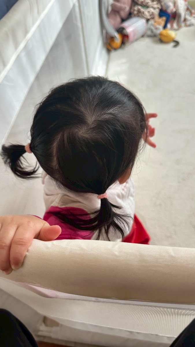 u_u74's tweet photo. あなたもう1歳なの?早ない?
この1年何したっけ?
ダンス会場もテーマパークも披露宴も肝座ってるぐらいしか覚えてないよ https://t.co/W5svM3yxC2