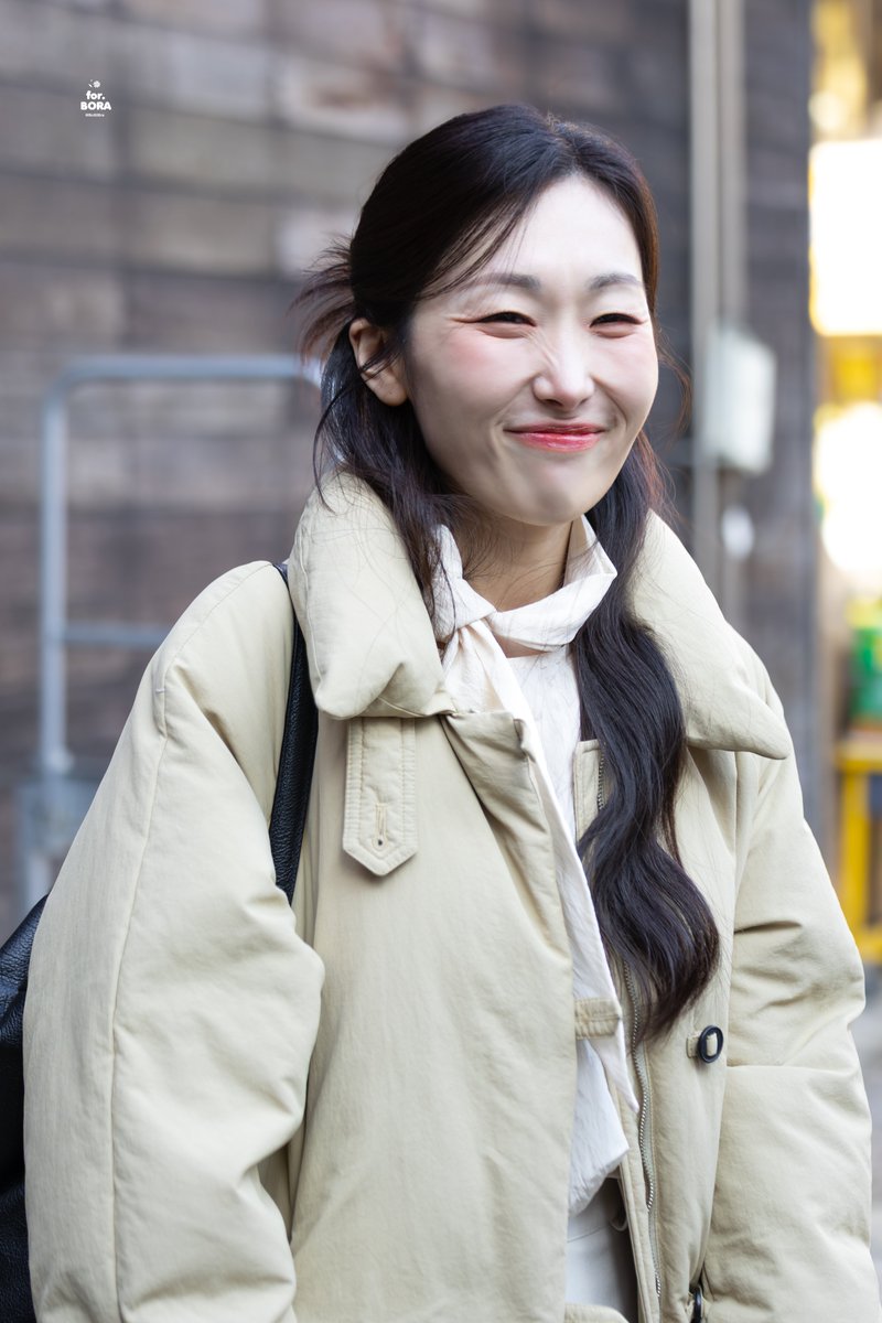 Bo928ra's tweet photo. 260203 랩퍼토리 <리메이크> 퇴근길

#한보라 배우님 https://t.co/7pHKrpQe9n