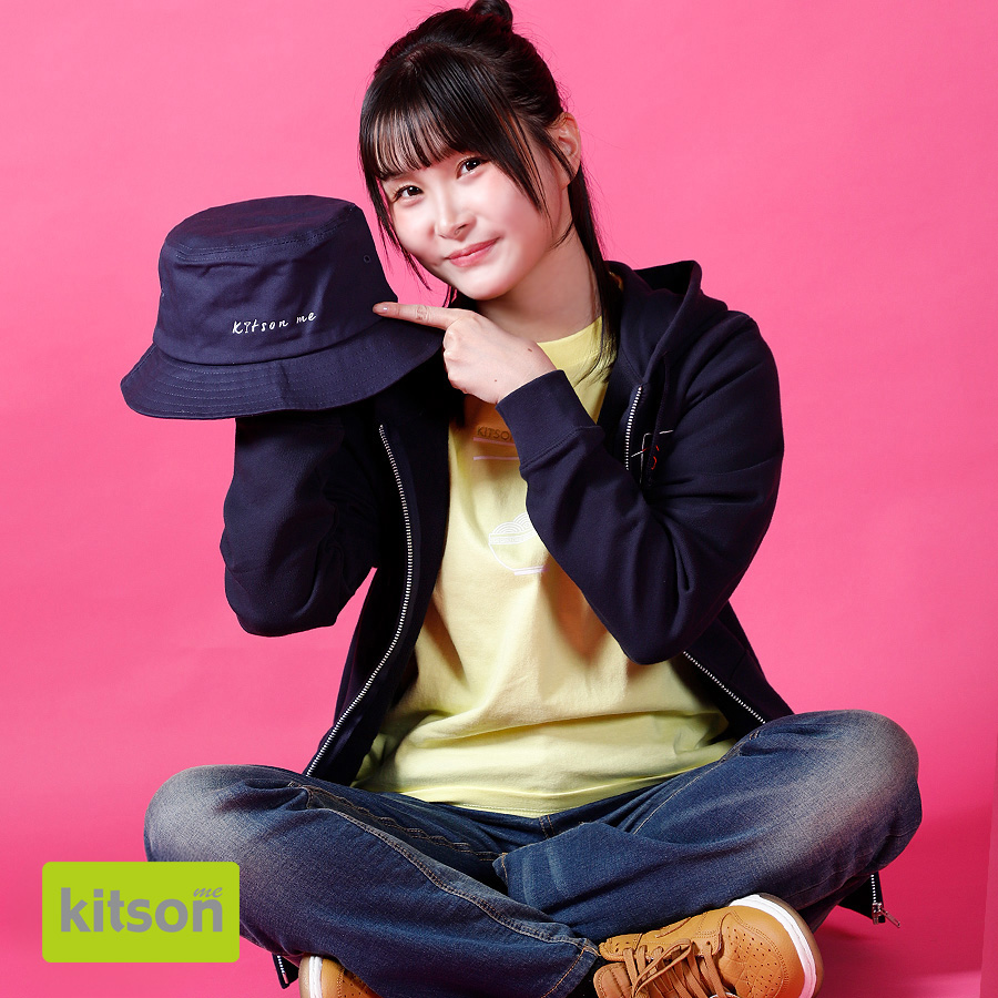 相良茉優さんとのコラボアイテムが 大好評予約受付中😊🌷 半袖Tシャツ