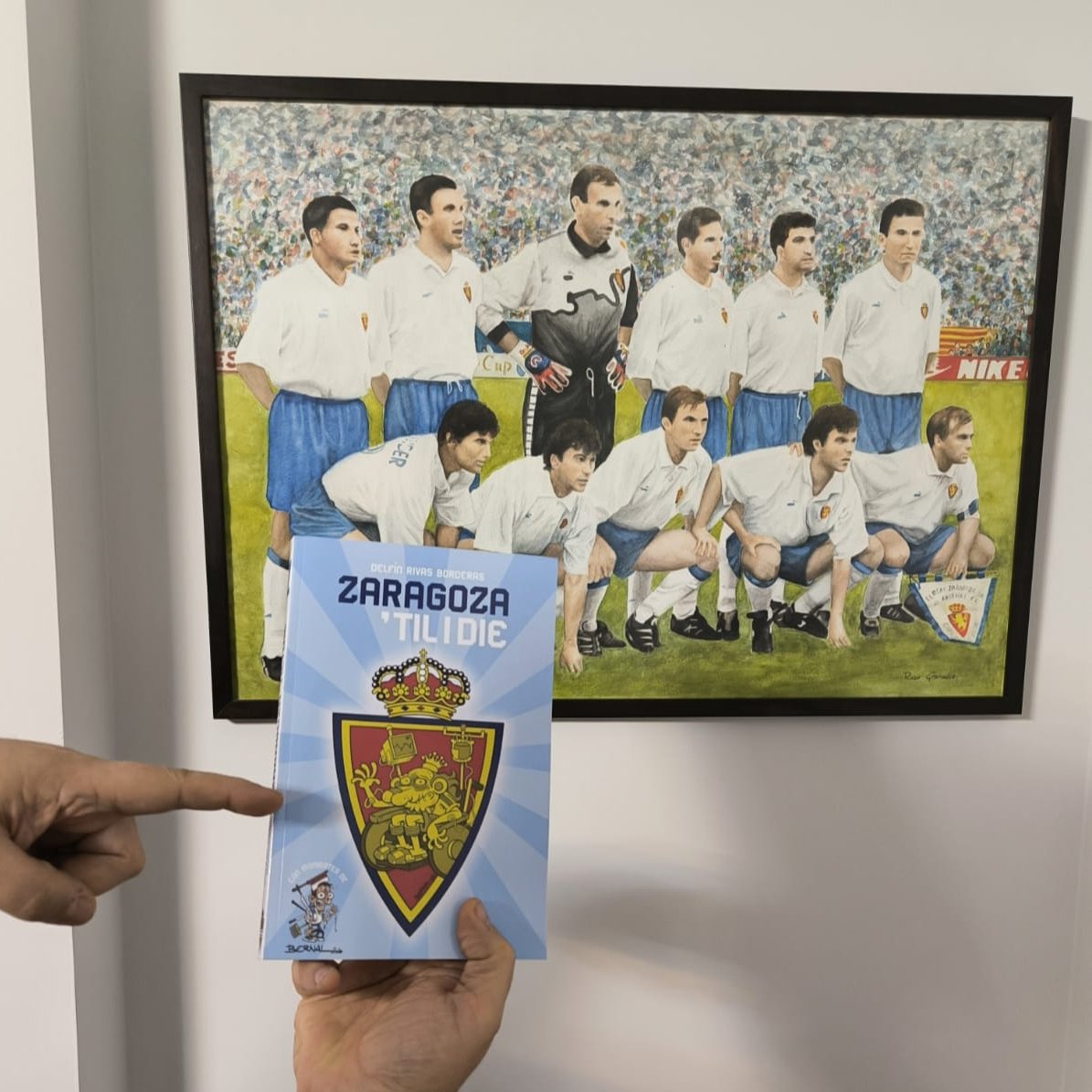 SORTEO DEL PRIMER EJEMPLAR DE TAPA BLANDA de <a href="/Zaragozatilidie/">ZARAGOZA 'TIL I DIE</a> 

BASES:

1º Sigue a la cuenta <a href="/Zaragozatilidie/">ZARAGOZA 'TIL I DIE</a>. 
2º RT (reenvía) este post.
3º Comenta este post citando a algún sufrido zaragocista.

EL PLAZO TERMINARÁ EL DOMINGO 8 DE FEBRERO A LAS 22H.

amzn.eu/d/01J8FXi4