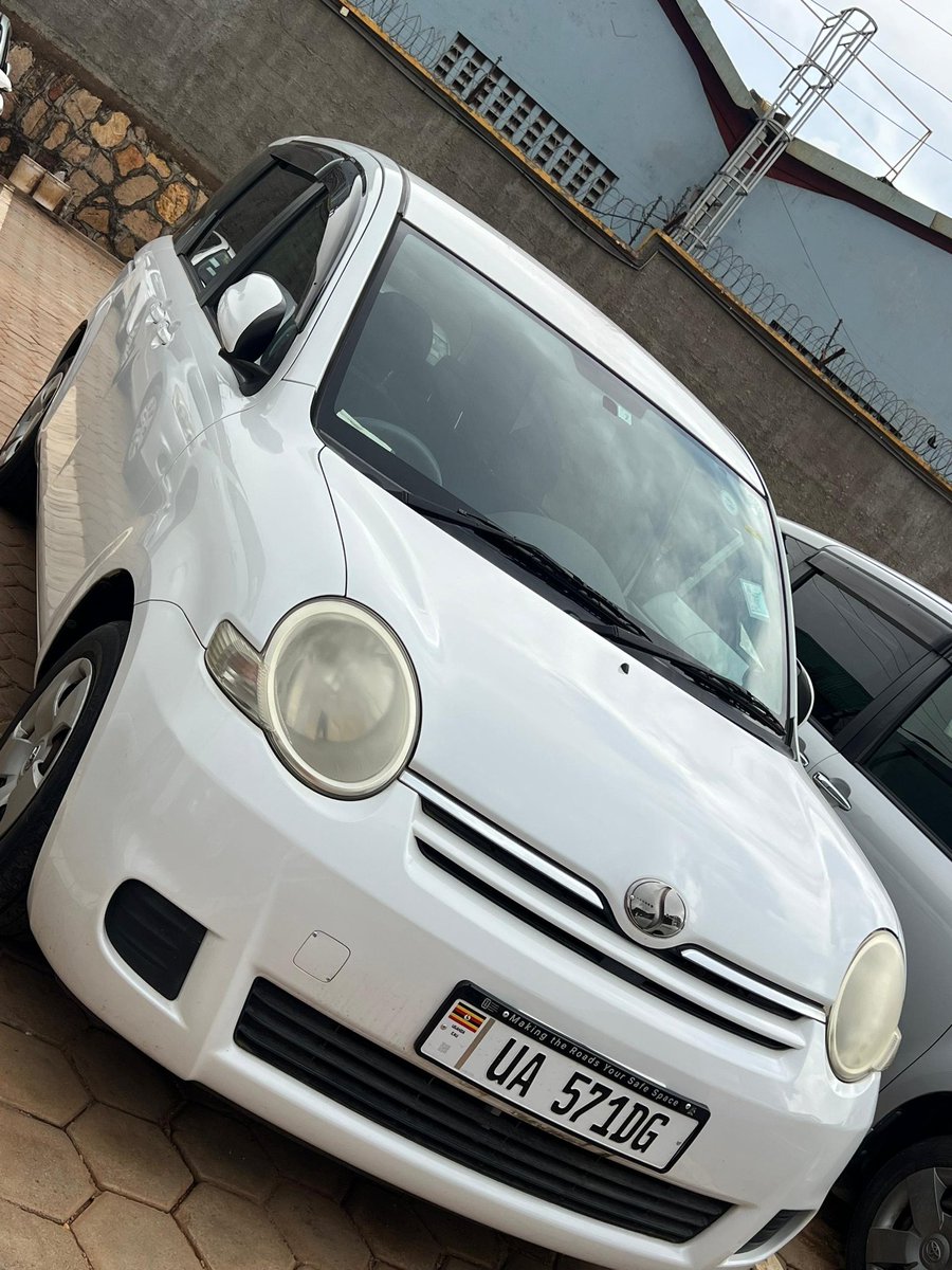 Dr. Aine @ Emotors tweet media