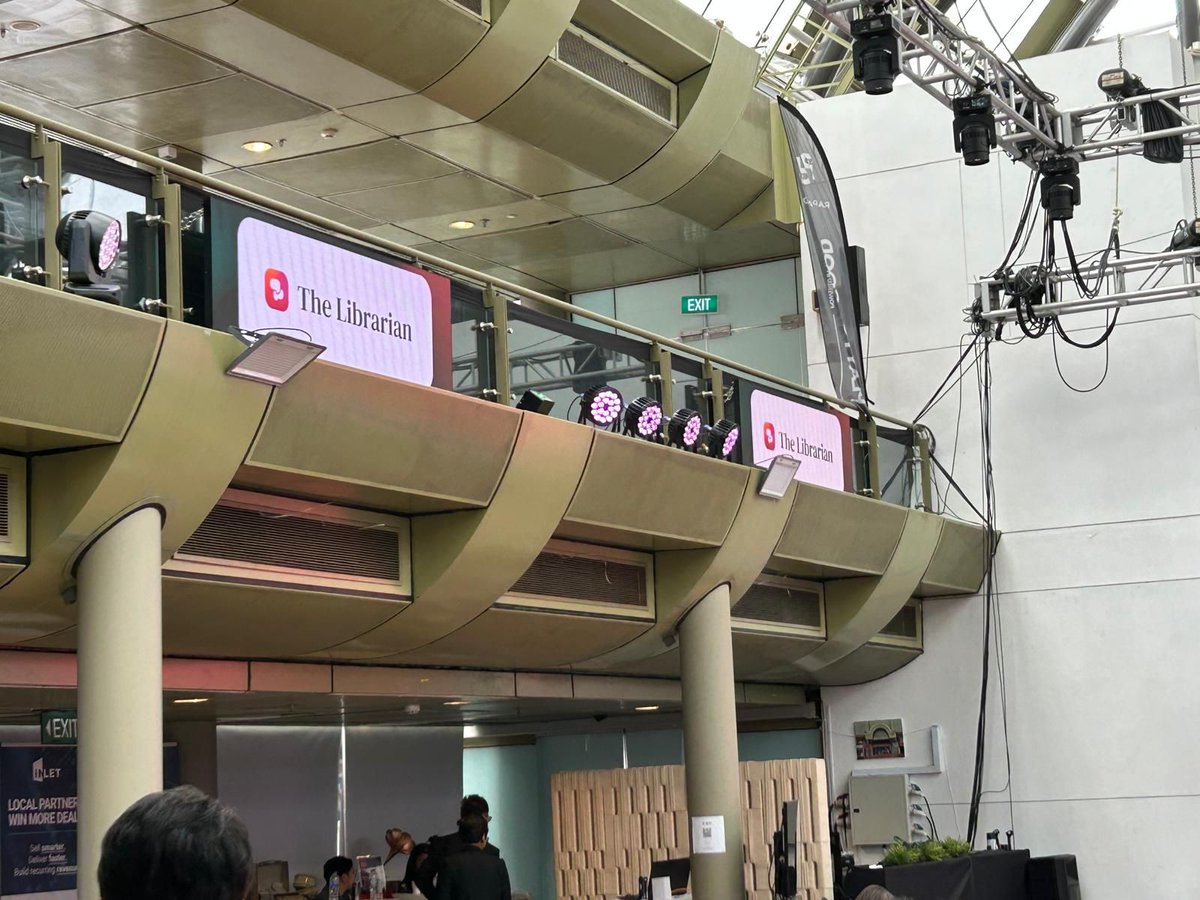 🚀 Big moments at #UNLOCKED26: The Premier East–West Real Estate × Tech Conference, hosted by igloo on 4 February at GlassDome – Landmark of Good.

The one-day summit brought together leaders from real estate, tech, and finance to explore collaborations shaping the future of the