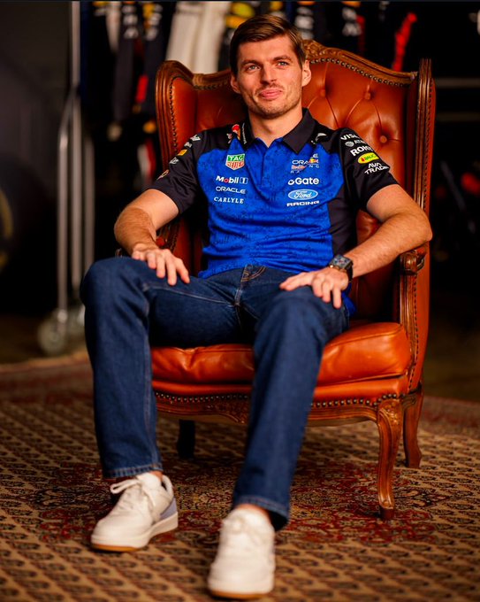 Artist, Mahardika Jaidi. tweet media