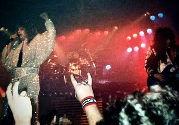 Darren Seaton tweet media