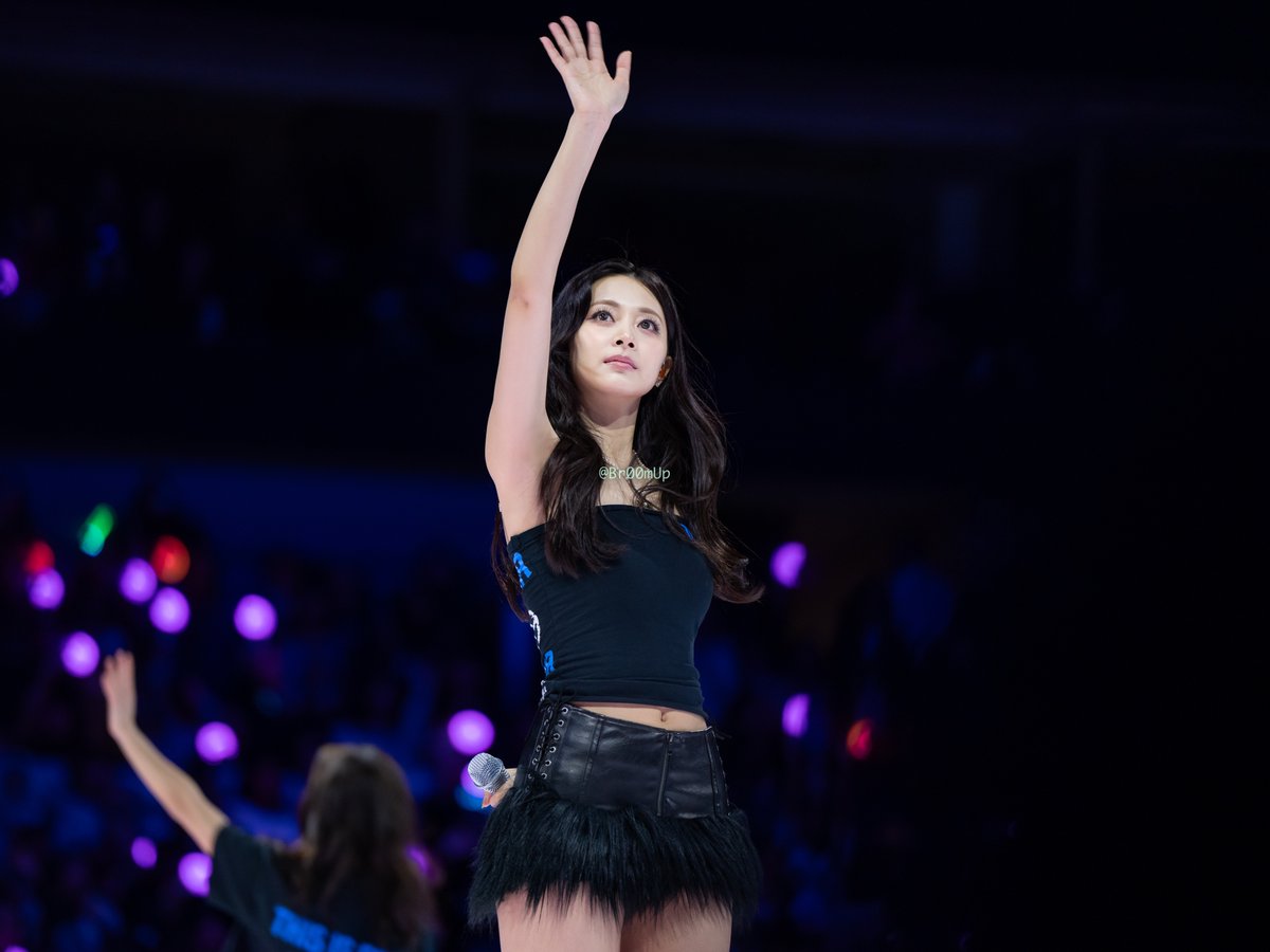 260131

#TWICE #트와이스
#TZUYU #쯔위
#TWICE_6TH_WORLD_TOUR #THISISFOR
#TWICE_THISISFOR_WORLD_TOUR
#TWICE_THISISFOR_WORLD_TOUR_IN_DALLAS