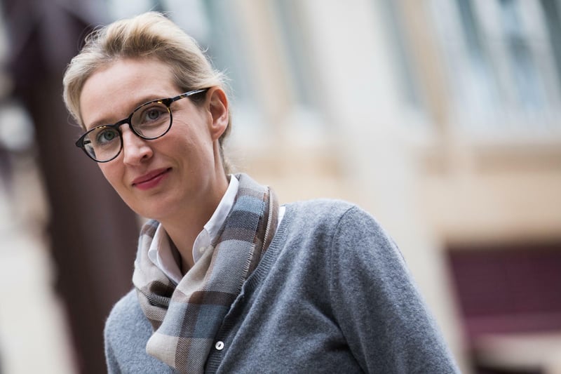 ALLES ALLES LIEBE ZUM 
GEBURTSTAG, 💐💐💐💐🌷🌷🌷🌷🌷🌷🌷
LIEBE ALICE WEIDEL <a href="/Alice_Weidel/">Alice Weidel</a> <a href="/AfD/">AfD</a> ‼️‼️‼️
😍😍😍😍😍😍😍😍😍😍😍😍😍😍😍
Bleib' stark, gesund, und immer so witzig und humorvoll.
Wir lieben DICH ‼️‼️‼️ 💙💙💙💙💙💙💙💙