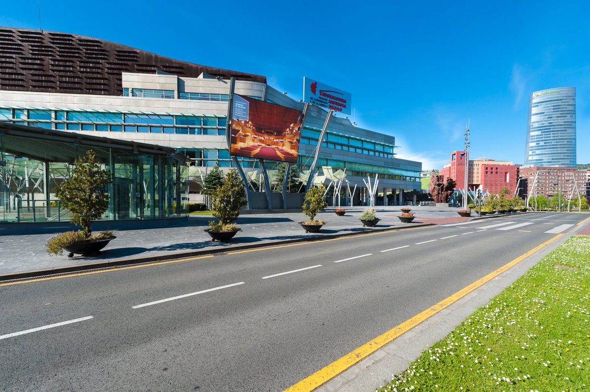 Spain in India tweet media