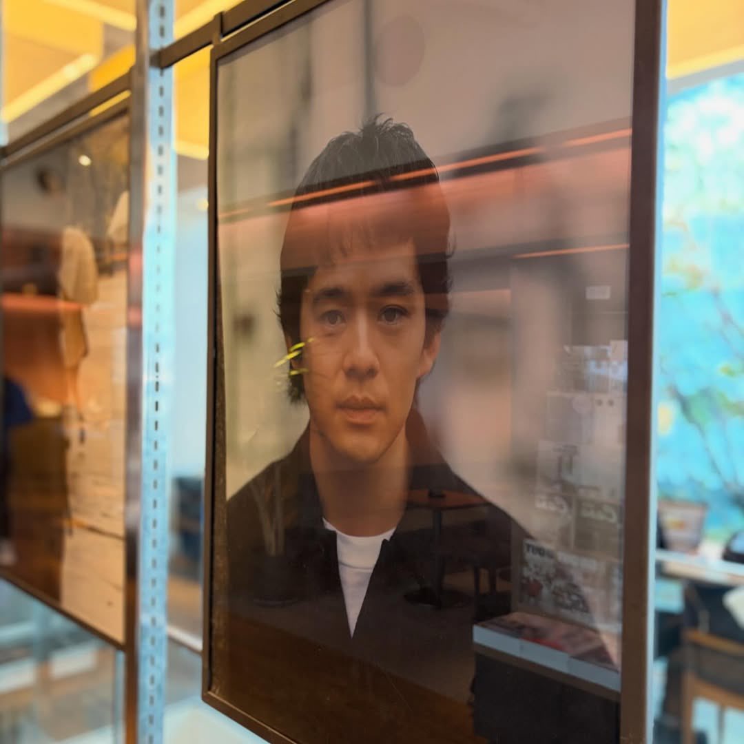 昨日発売！『#BARFOUT! ONE #池松壮亮』発売記念ポスター展を、2月6日