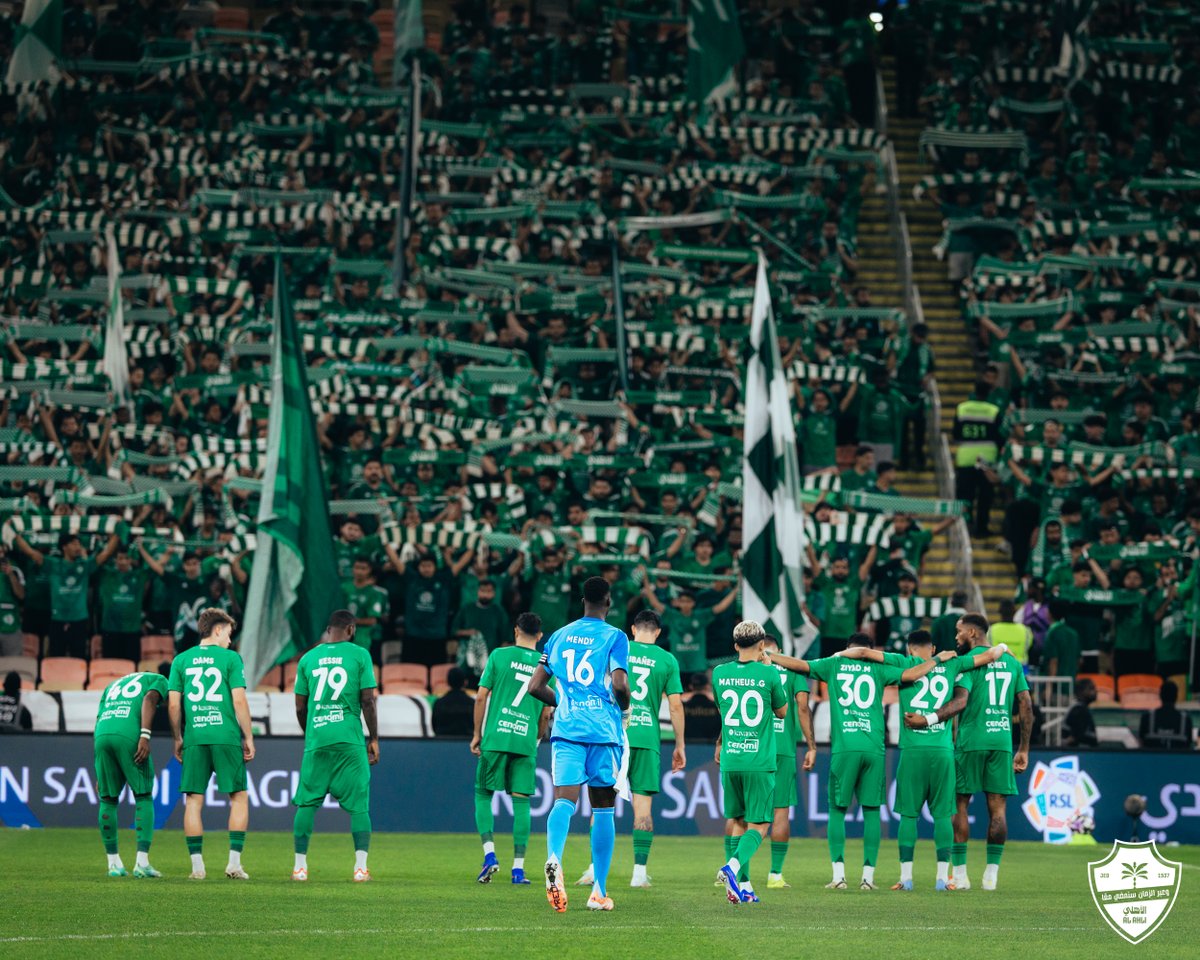 ALAHLI_FC's tweet photo. صباحكم فوز يا جمهور المدرج الأول 💚

#الأهلي_الحزم #دوري_روشن_السعودي https://t.co/h1Ljuhm81u