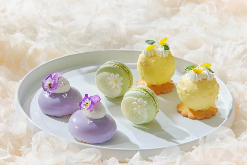 Fashion Press tweet media