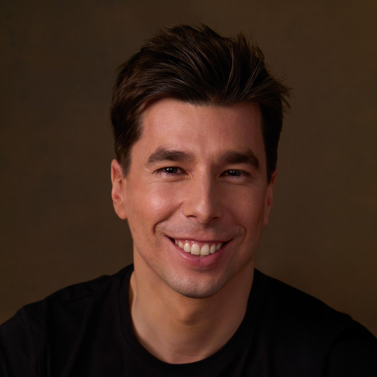 And if I had to summarize my DNA in one word…
It would be BLEISURE. ✨👇🏼

Business and pleasure.
Does that resonate with you?

I don’t say this lightly.
I deeply believe that when you love what you do, when you merge work and pleasure, you are close to your Ikigai. 🎯

Because