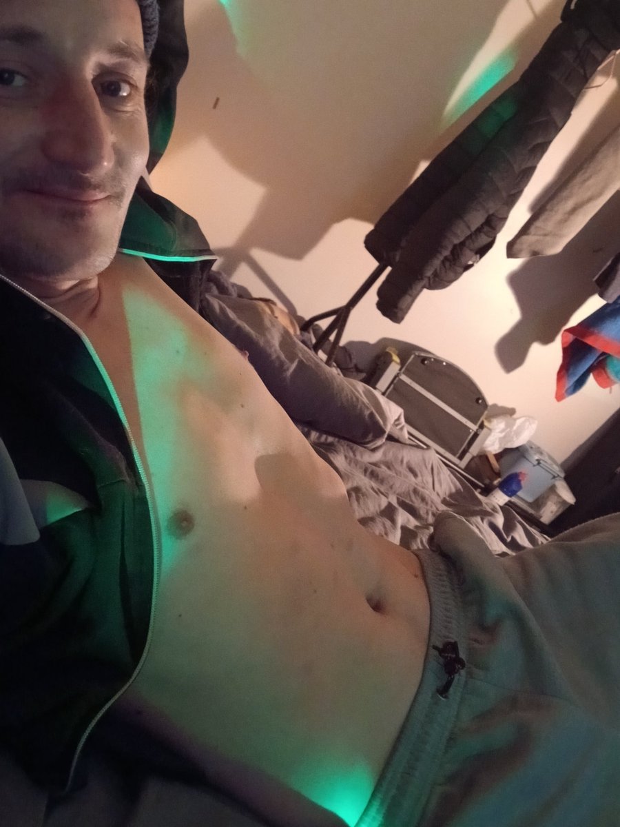 Morning u gorgeous fuckers hope u all have a fantastic friday and as i have basically one finial week in Leeds before returning to scotlabd its gonna be a mad one #move #leedstoscotland #newhouse