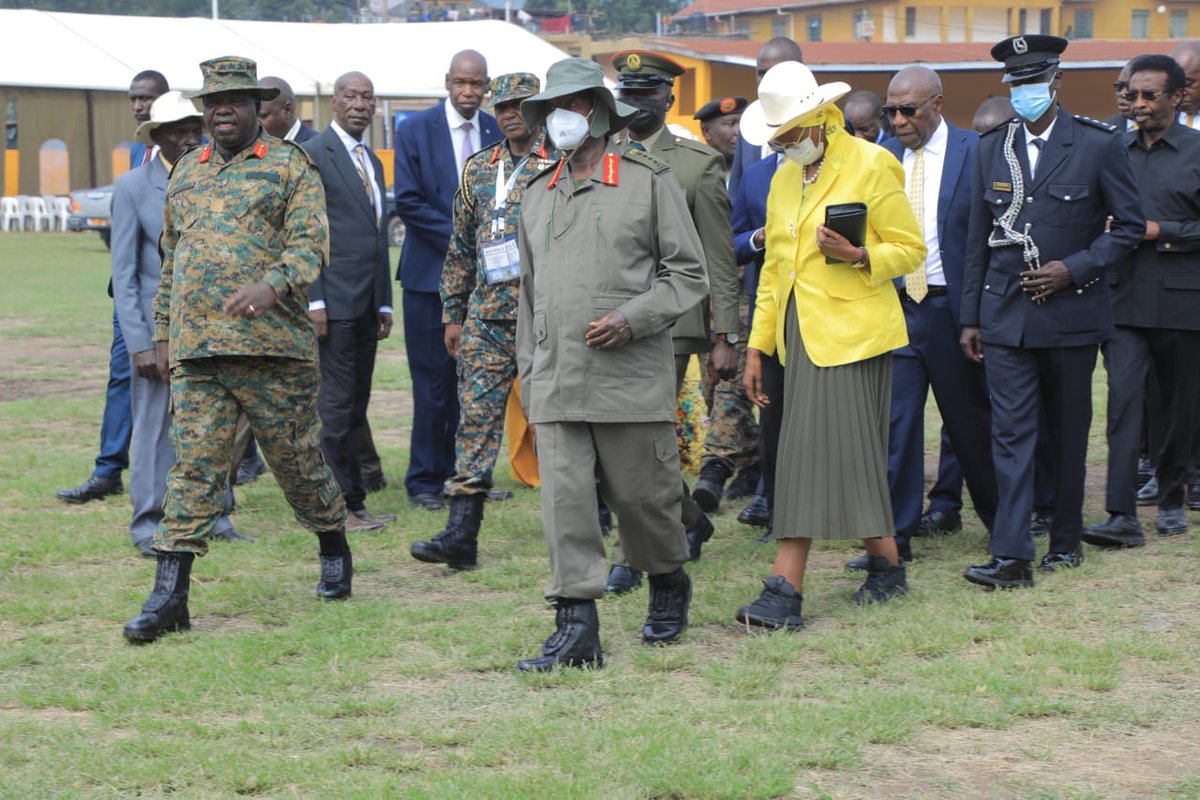 KemiKainerugaba's tweet photo. PHOTOS: The Hero of the Nation, H.E President Yoweri Kaguta Museveni and Maama Janet Museveni touch down in Kabale for Tarehe Sita celebrations! Joining the people to commemorate 45 years of struggle, sacrifice, and  nation-building. #TareheSita45 https://t.co/i45Yh80d5K