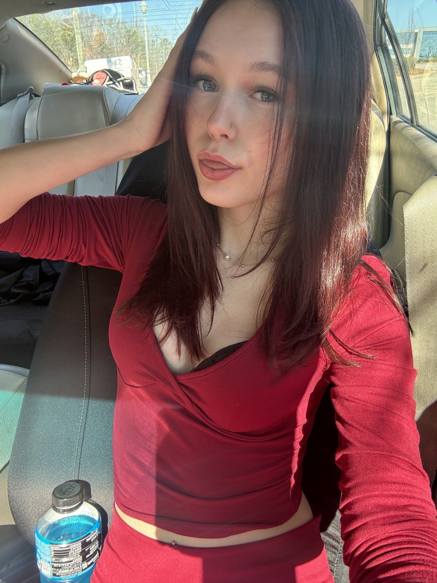wildalice013's tweet photo. been single for so long i feel asexual 🫩 https://t.co/Kw0nPTDLDE