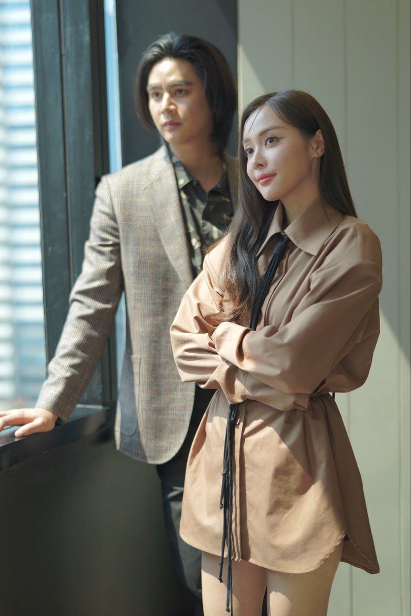 สวยจนหลังเบลออะคิดดู <a href="/OomeisayaH/">Oomeisaya</a>