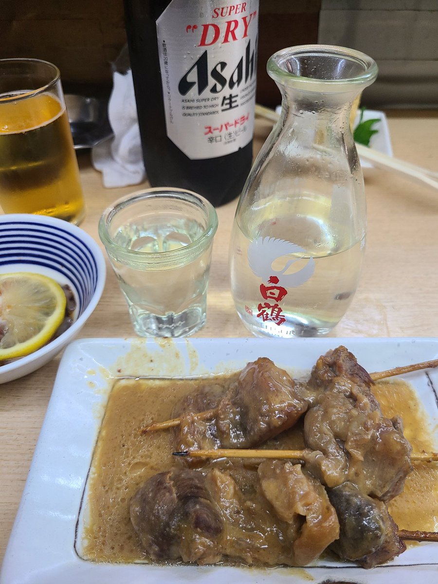 dansHaunner's tweet photo. ついにカステラ喰ったどーーーっ

#凄いぃぃ😋 https://t.co/K7YNQHxMea