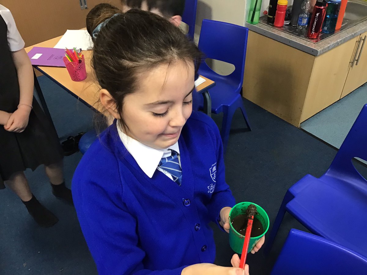 muchwooltony5's tweet photo. Year 5 have been busy scientists this week, exploring the properties of materials, investigating magnets and experimenting with soluble mixtures. Lots of curious minds, great questions and hands-on learning! 🧲🧪 @muchwooltonsch #muchwooltonscience https://t.co/OAP708xFUv
