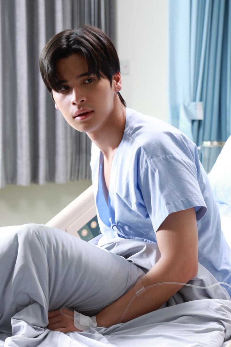 DareYouToDeath's tweet image. แอปเปิ้ลคงไม่ได้กินแล้วค่ะ เจษปอกไปทั้งเนื้อแบบนั้น😂🍎

#DareYouToDeathEP7
[PHOTO BEHIND THE SCENES]