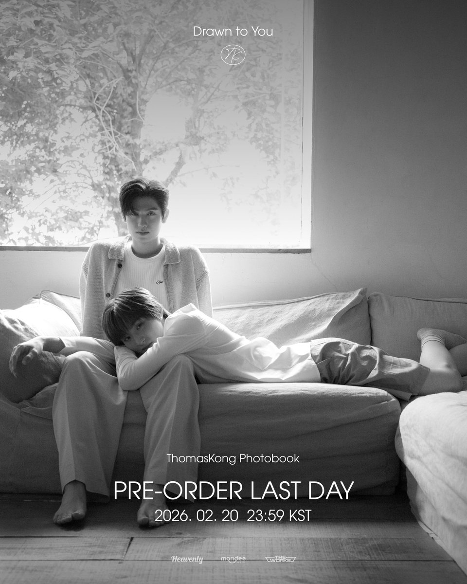 heavenly_pick's tweet image. ThomasKong Photobook 
“Drawn to You” 

Your sky is beautiful today—
cherish the last day.

Pre-order now
🌐 hellolive.tv/detail/1066

#ThomasKong #tthomastc #kongjiro #DrawntoYou #Heavenly @tthomastc @kongjiro_