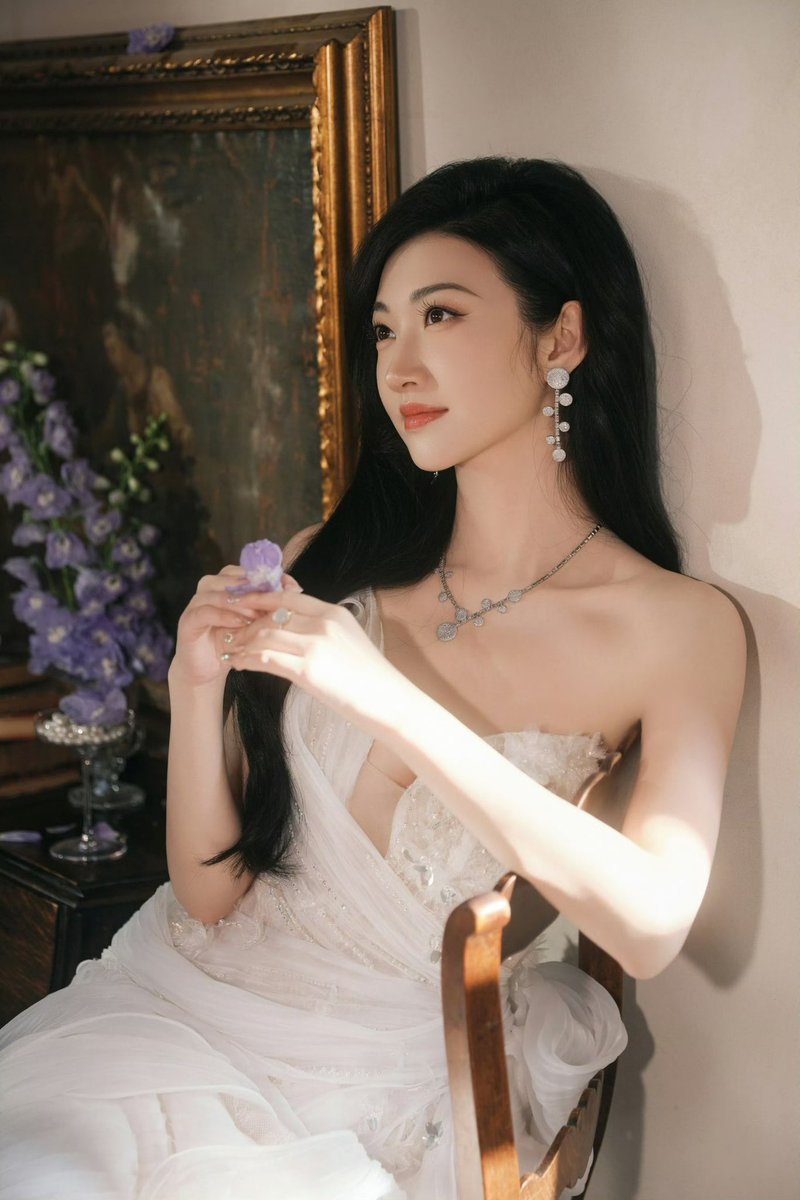 景甜 富贵人家的小姐  张继科都没拿她当回事 https://t.co/OXHQlJL0Ip