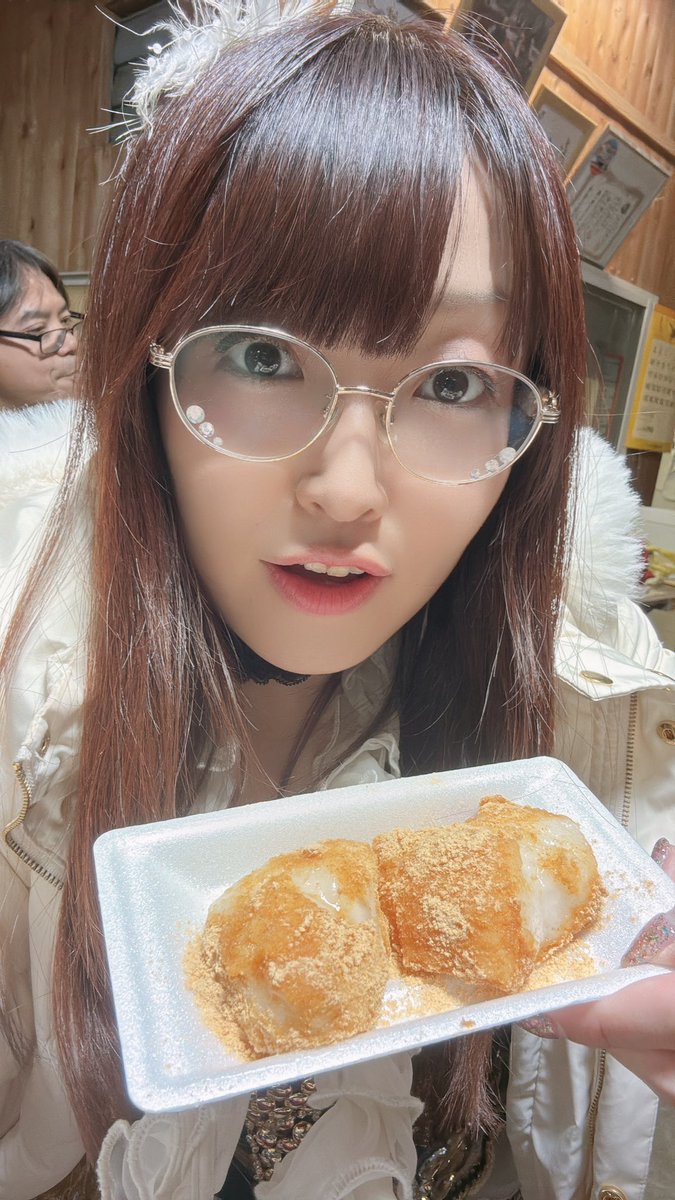 ドバイでであったひかりもちさんです！

こちらにインスタもあります！
instagram.com/kyoto_hikarimo…

 #京都  #ひかりもち  #ひかり餅中村本舗