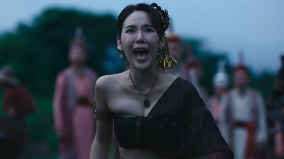 รายชื่อนักแสดง #เพลิงพระนาง 
แพนเค้ก เขมนิจ
ใบเฟิร์น พิมพ์ชนก
ญดา นริลญา
หมาก ปริญ
บอย ปกรณ์
อแมนด้า ออบดัม
ตั๊ก นภัสกร 

เมืองทิพย์พังแน่