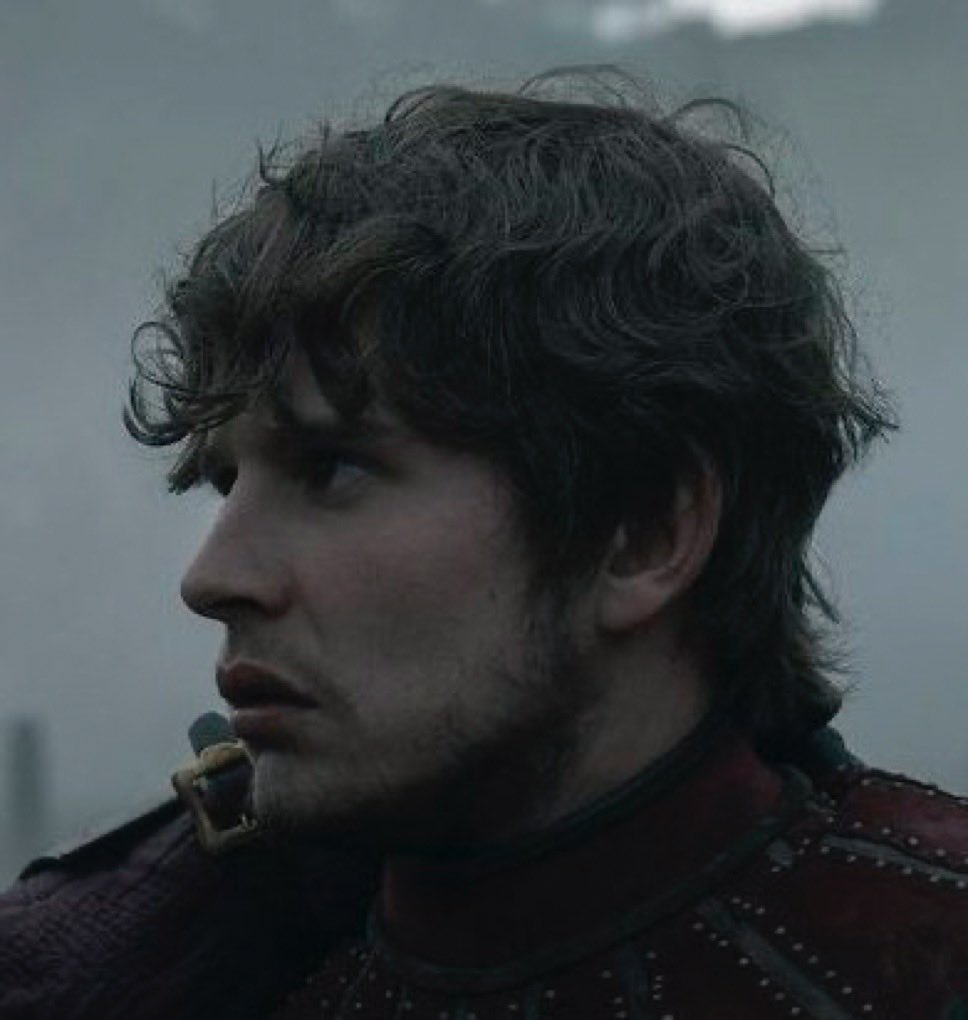 Dışarı çıkıp adını haykırmak istiyorum ya kuzeni olacak şerefsiz baksın da adam görsün