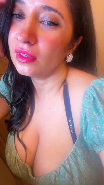 ميادة tweet media