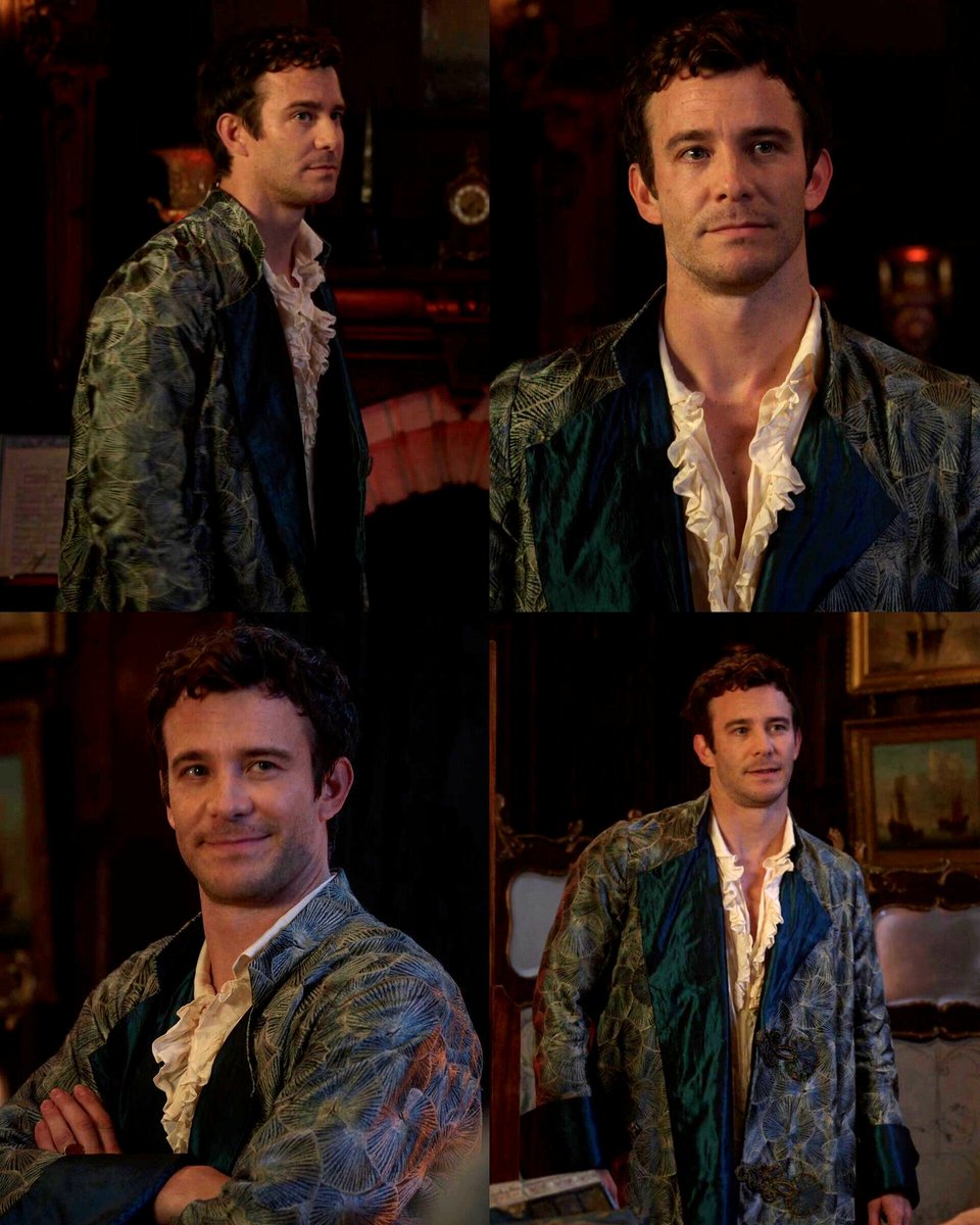 God he’s so fucking hot here