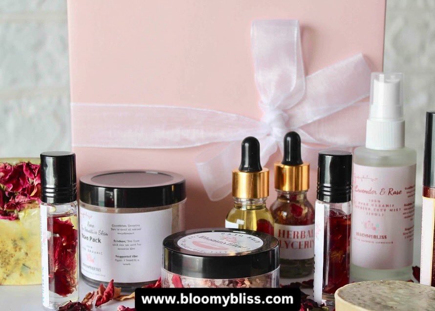 BlissBloomy's tweet photo. This Valentine’s, gift them something as pure as your love.
Our BloomyBliss Beauty Gift Hamper brings together slow-infused oils, handmade soaps, lip care, and floral skincare treasures.

Because luxury is love, crafted naturally ❤️

#BloomyBliss #ValentinesGift https://t.co/bAyF2oUM8K