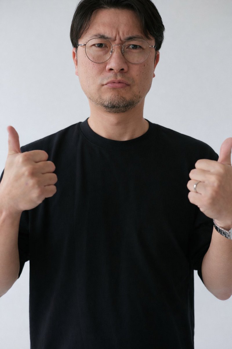 hissystudio's tweet photo. 「ピント合わせ直して」とChatGPTに頼んだら、ぼちぼち良い仕事するがな！！！左が元データです。

#ChatGPT https://t.co/qF65nKRi1Y